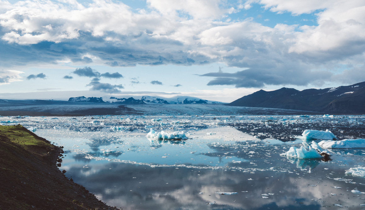 climate-cold-glacier-iceberg