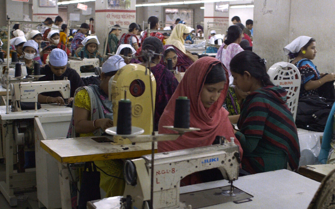 ‘Indiase textielarbeiders ernstig in hun bewegingsvrijheid beperkt’