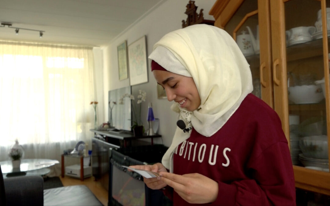 Inburgeren in Nederland met Amneh Hasan